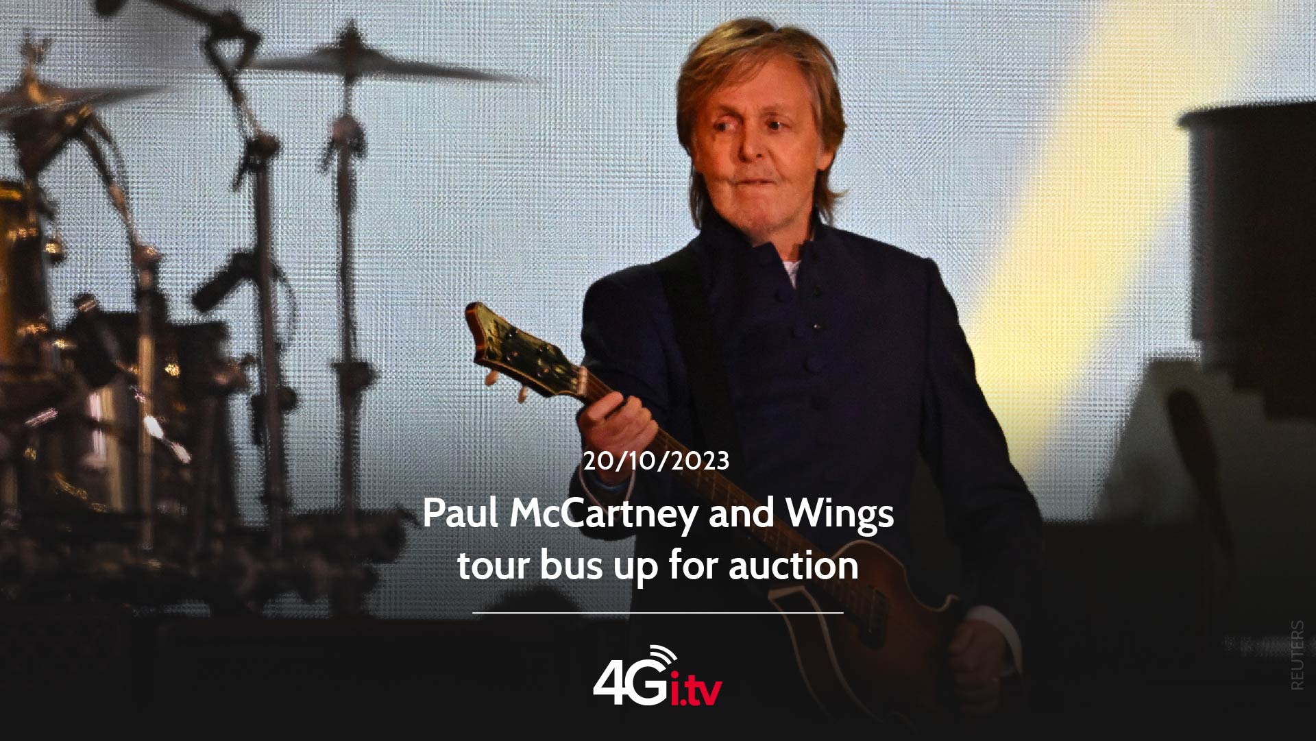 Подробнее о статье Paul McCartney and Wings tour bus up for auction