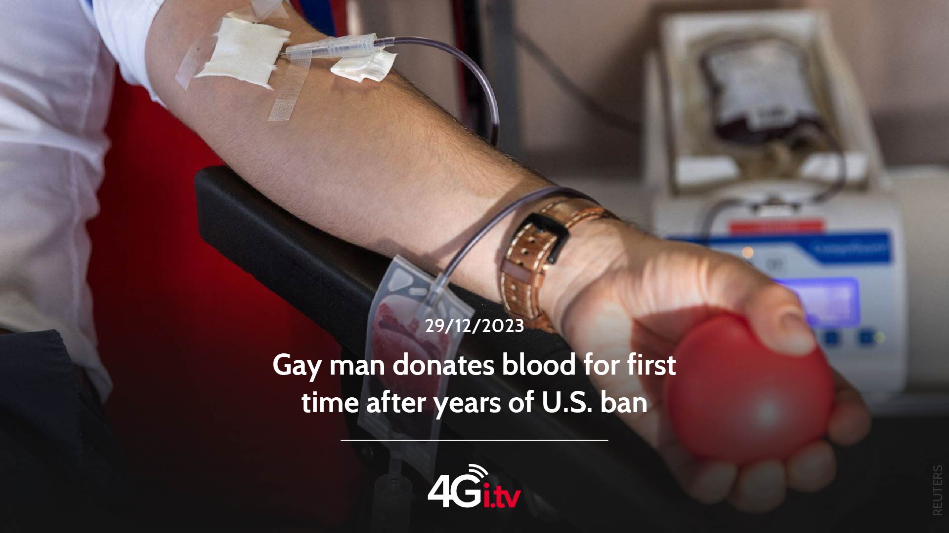 Read more about the article Gay man donates blood for first time after years of U.S. ban