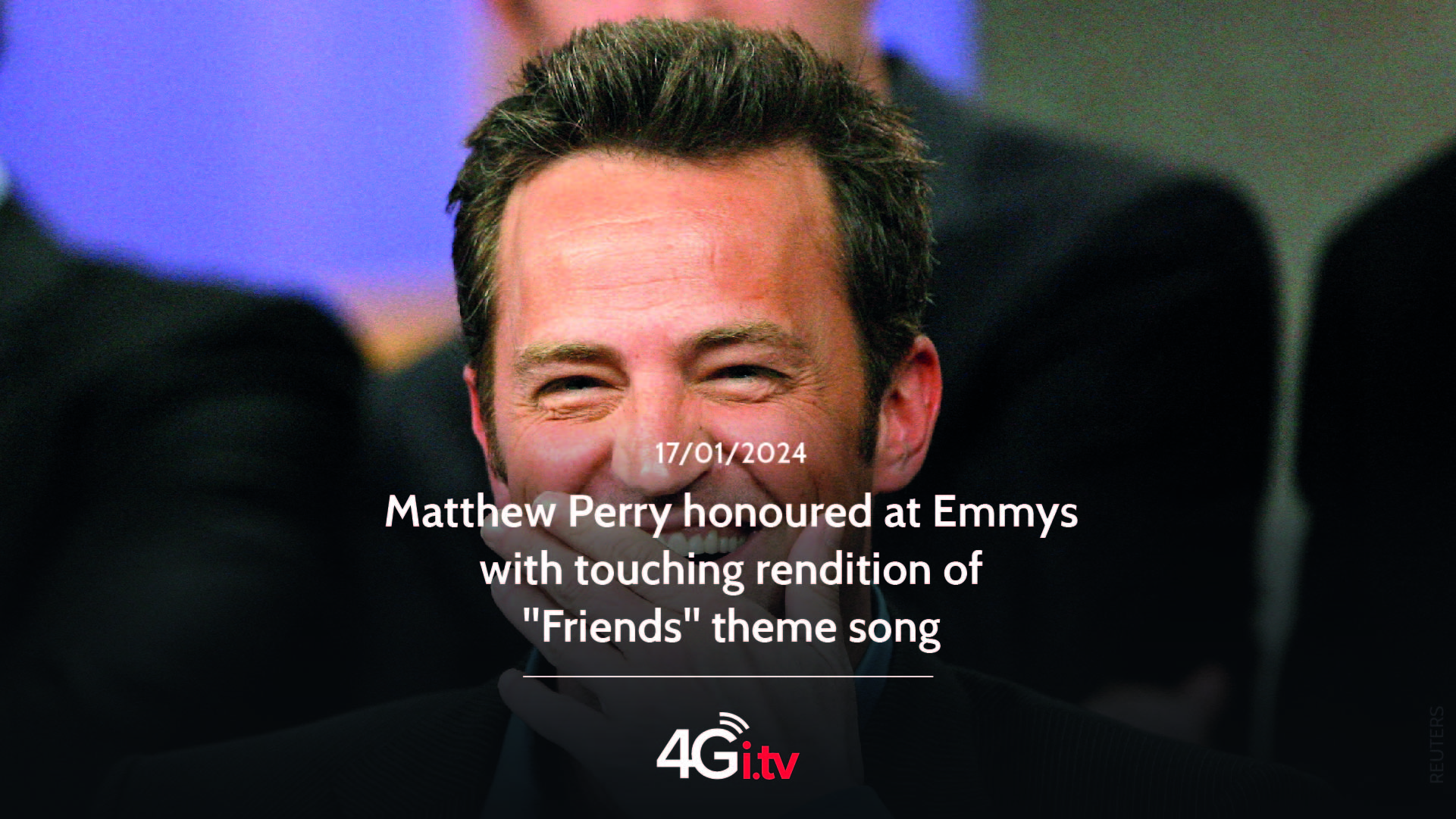 Подробнее о статье Matthew Perry honoured at Emmys with touching rendition of “Friends” theme song