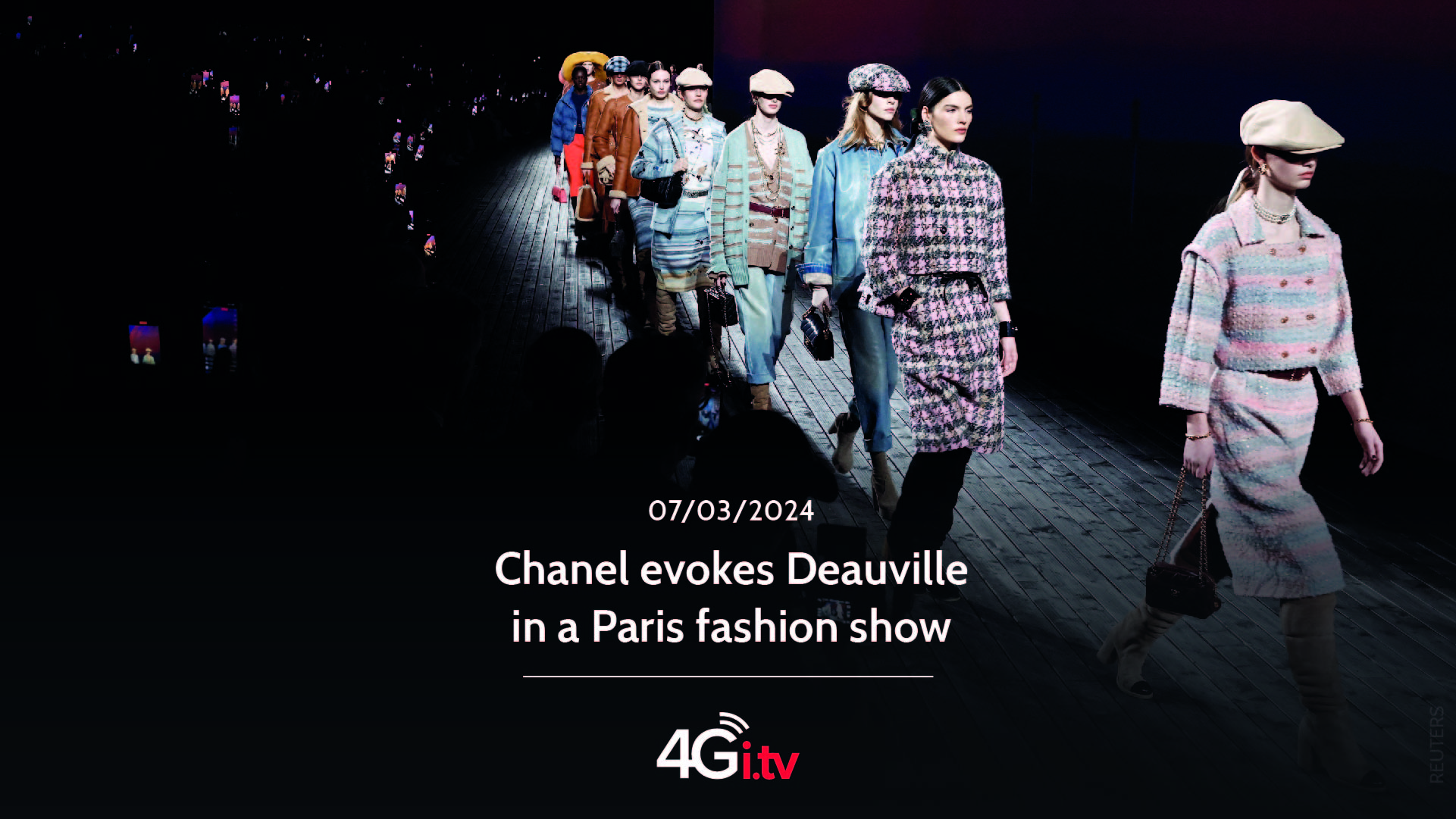 Подробнее о статье Chanel evokes Deauville in a Paris fashion show