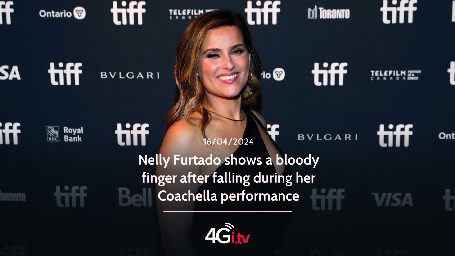 Read more about the article Nelly Furtado shows a bloody finger after falling during her Coachella performance